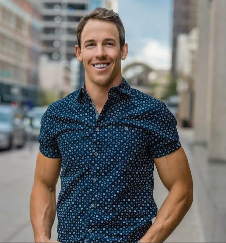 Лоуэлл izombie. Роб трухильо в молодости. Эрик робертс 2022. Raimbol hig. Хиг робертс.