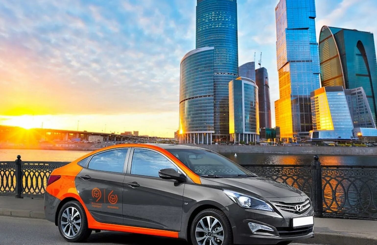 Дели мобиль Солярис. Каршеринг в Москве. Делимобиль каршеринг в Москве. Hyundai Solaris электромобиль. Каршеринг санкт петербург цены 2024