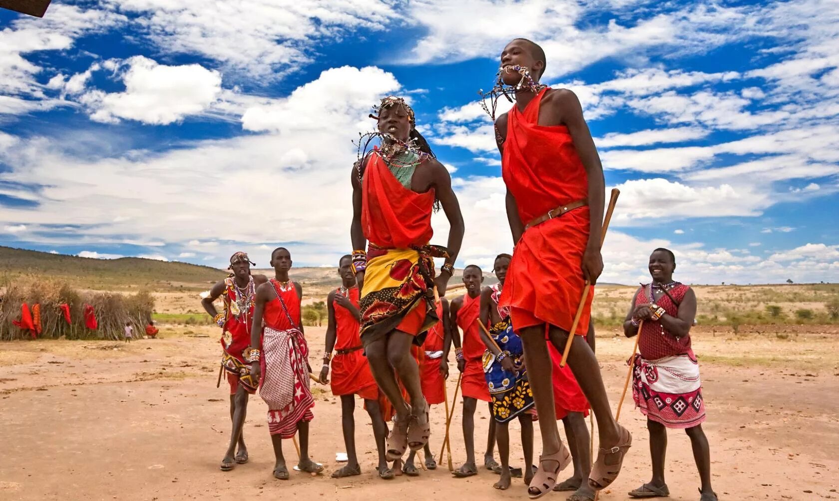 Кения племя Масаи. Пигмеи и Масаи. Племя Масаи в Танзании. Масаи племя в Африке.
