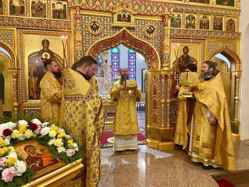 Епископ Силуан Павлово-Посадский. Патриаршее подворье в Москве. Игумен Силуан Орловская область. Рыльское викариатство. Силуан павлово посадский