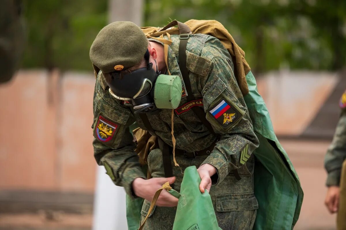 Защитить российский. Спецназ войска РФ РХБ защиты. Армия РФ РХБЗ. ОЗК РХБЗ армия. Войска РХБЗ РФ противогаз.