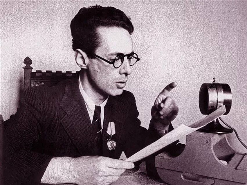 Диктор радио в великую отечественную. Левитан юрий борисович. юрий левитан диктор. юрий борисович левитан голос. левитан совинформбюро.