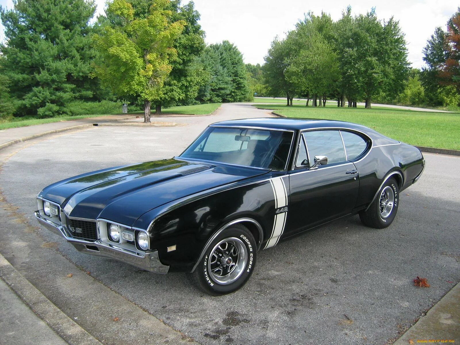 Купить американскую машину. Oldsmobile Cutlass 1968. Oldsmobile Cutlass 442 1968. Oldsmobile Cutlass 442. Олдсмобиль SS 1968.