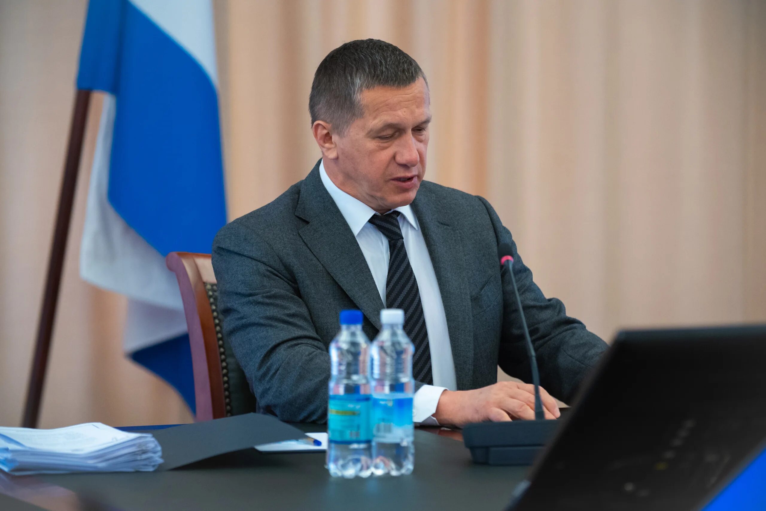 Руководитель дальнего востока. Трутнев александр владимирович. Юрий петрович трутнев. Руководитель дальнего востока. Руководитель дальнего востока.