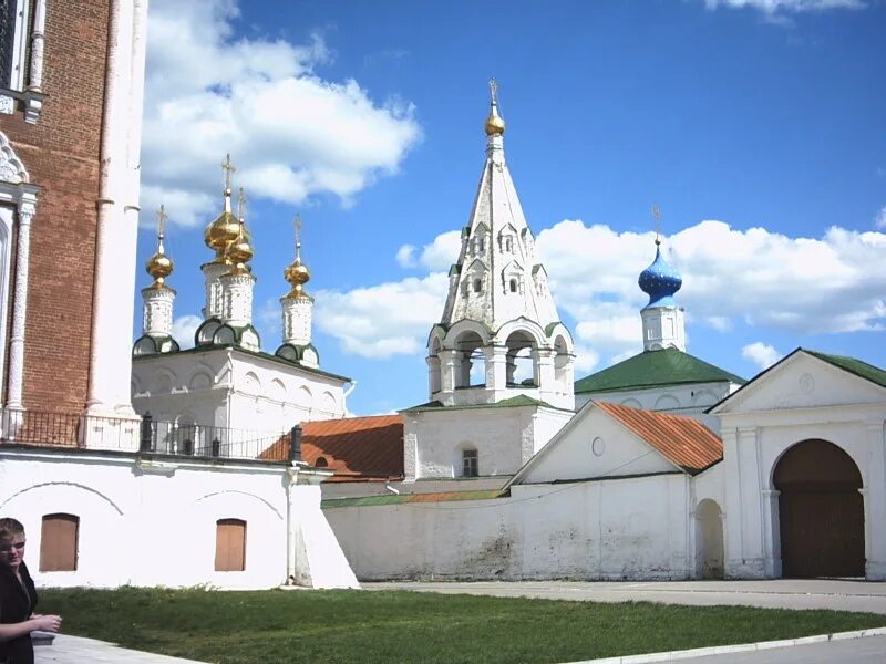 Спасо-Преображенский мужской монастырь Рязань. Преображенский монастырь Рязань. Спасский мужской монастырь Рязань. Спасо-Преображенский монастырь Рязань шатровая колокольня. Спасо преображенский монастырь сайт