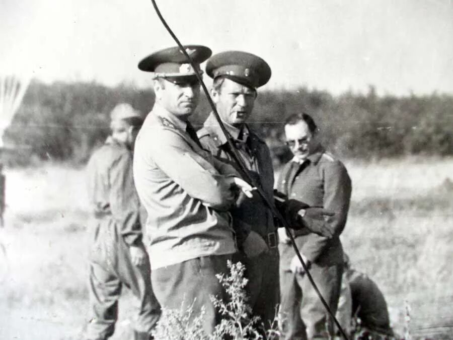 Одшбр ветераны. 39 одшбр г.хыров 87-89 годы службы. 39 одшбр г.хыров 87-89 годы. 39 одшбр г.хыров в афганистане. 83 отдельная десантно-штурмовая бригада польша бялогард.