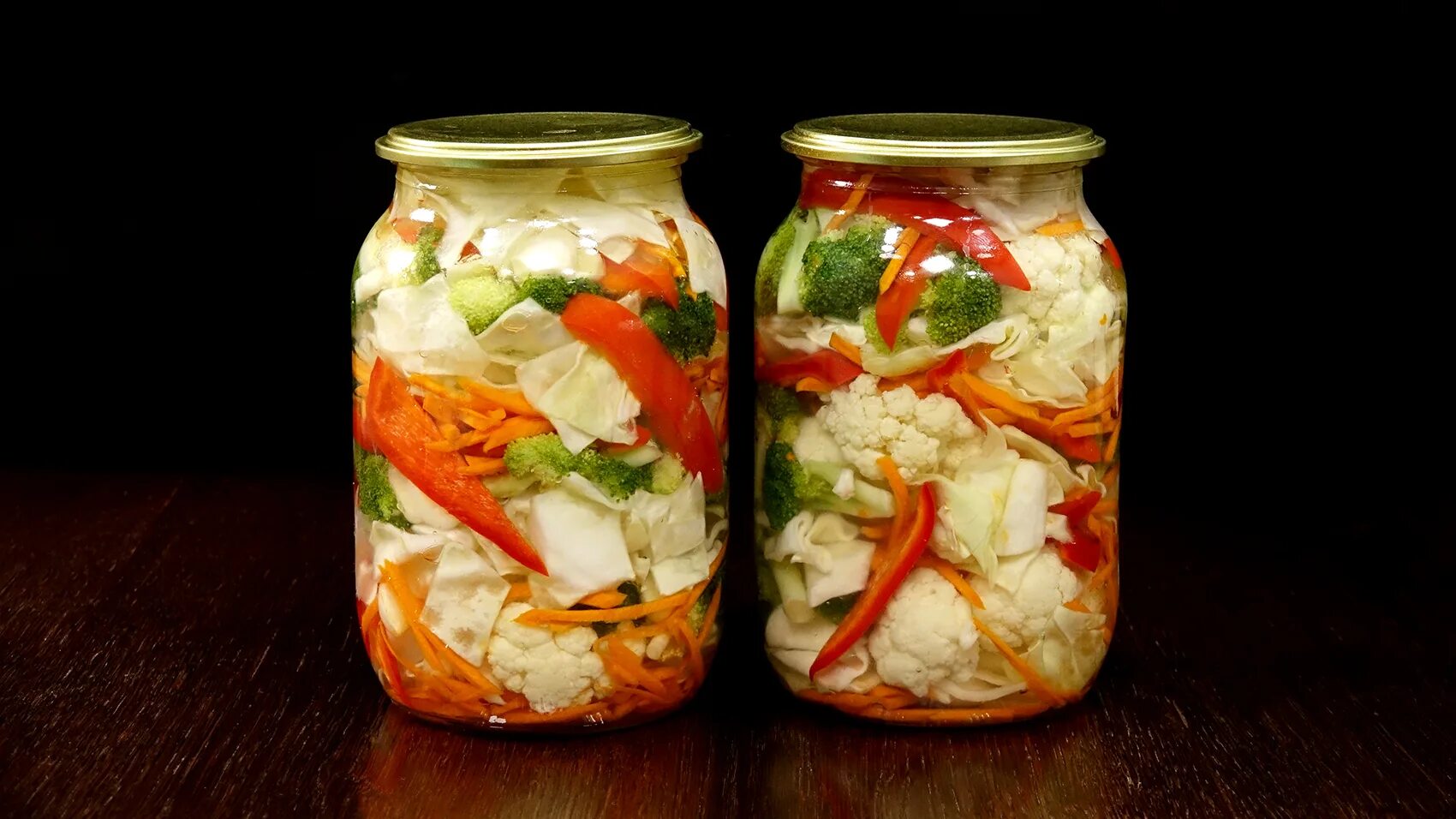 Кухня наизнанку капуста на зиму. Кухня наизнанку маринованная капуста. маринованная капуста ассорти. капуста на зиму кухня наизнанку. цветная капуста маринованная быстрый способ.