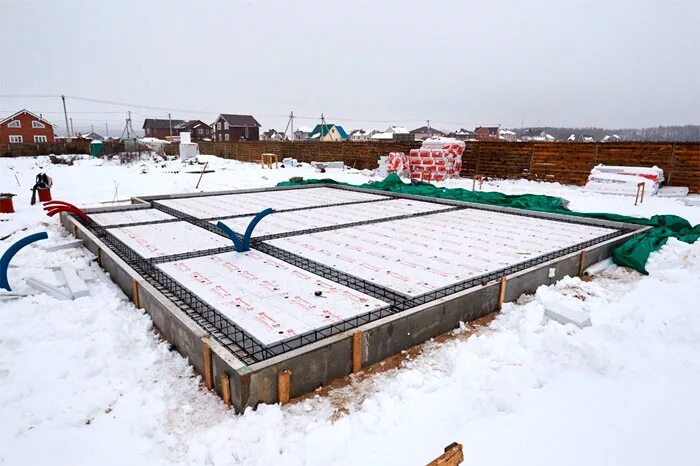 Можно ли оставить фундамент на зиму. Можно ли оставить фундамент на зиму