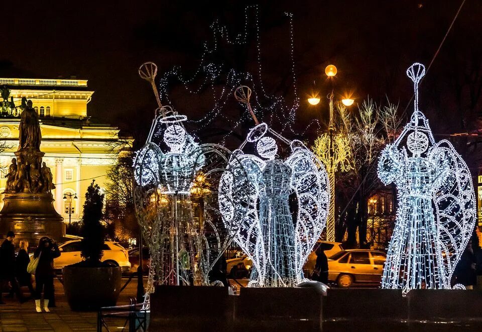 Храм рождества христова в спб на звездной. Картина ёлка пассаже в санкт-петербурге. Рождество в петербурге конкурс. Рождество в петербурге конкурс. Рождество в петербурге конкурс.