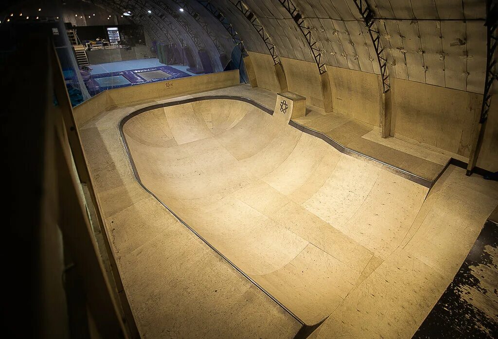 All pro park. школа allpro. кант сноупарк. Allpro крылатское. Allproacademy скейт парк в москве.