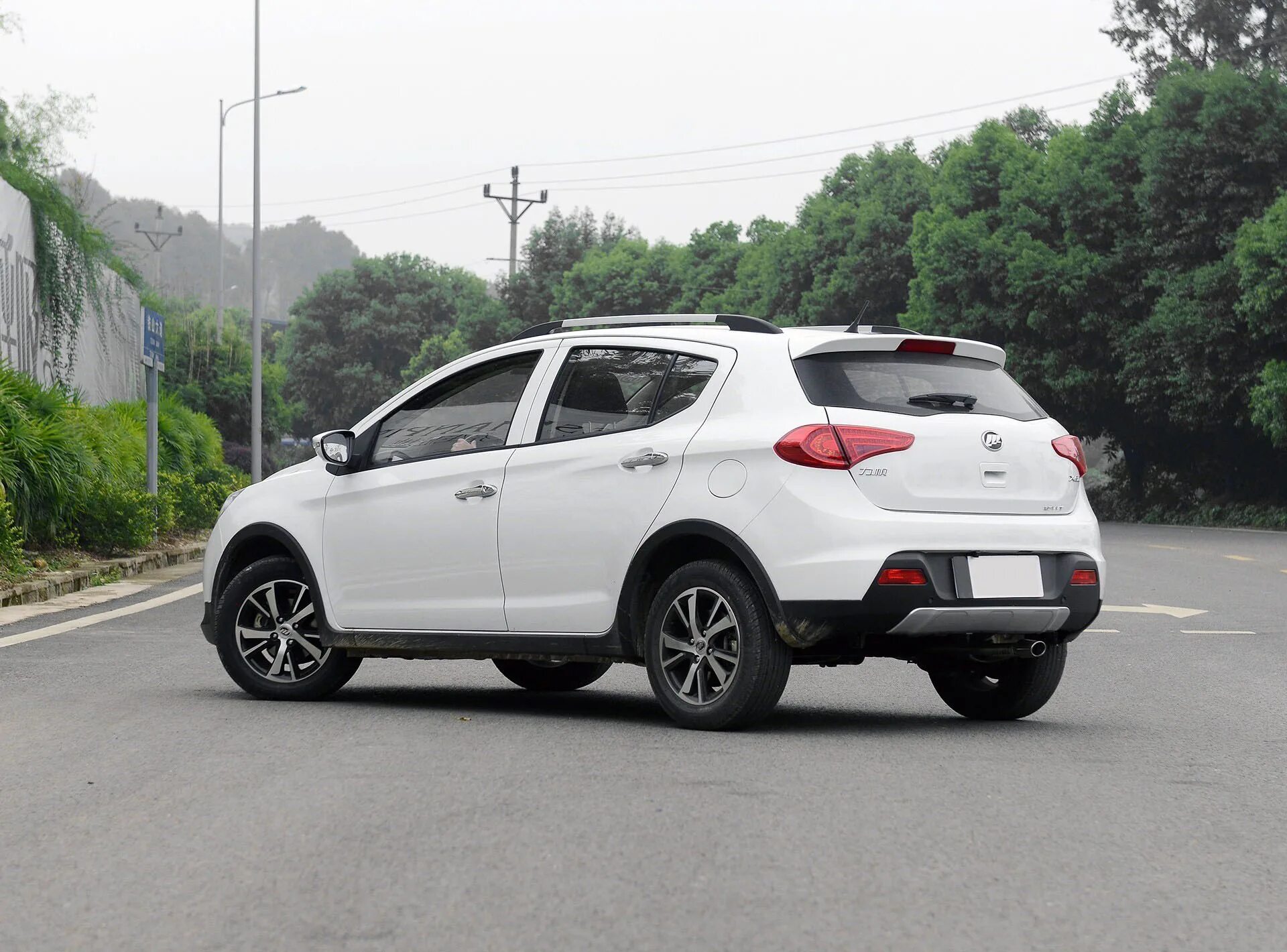 Лифан х50 2015. Лифан кроссовер х50. Lifan x50 черный. Лифан х50 2022. Лифан х50 красный.