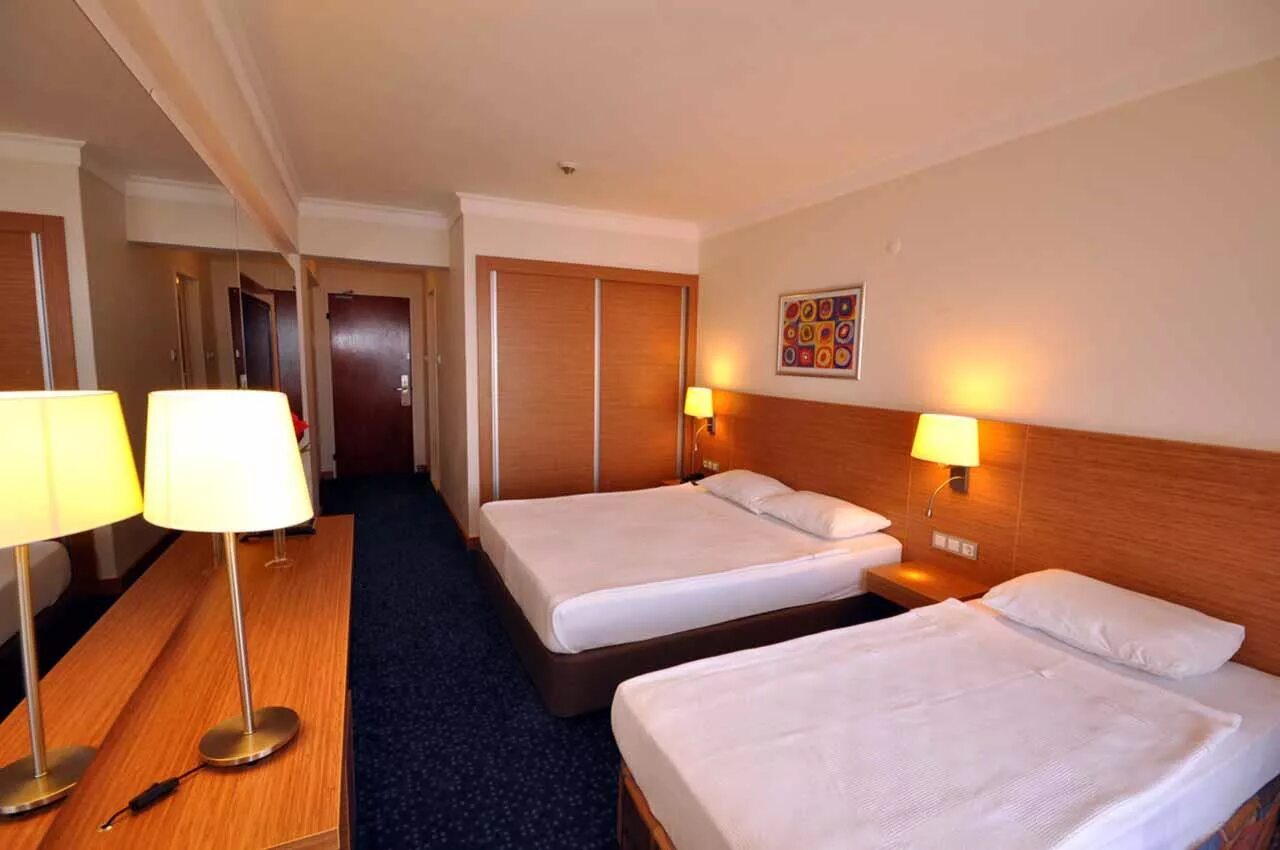 Hotel efes. Sunis efes royal palace море. Hotel efes. Эфес отель кушадасы. Гранд отель клуб.