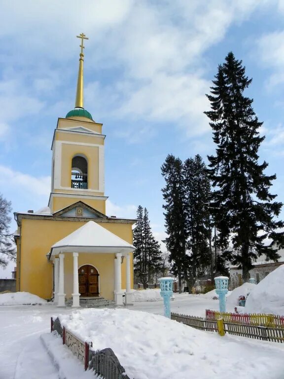 Юга в горном щите. Село горный щит Свердловская область. Церковь горный щит. Село горный щит Екатеринбург. Горный щит храм Екатеринбург.