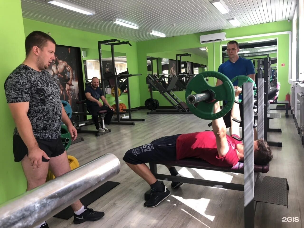 Motion fitness. Фитнес Motion. Мотион фитнес парковый ф. E-Motion, Нижний Новгород. Инфинити мотион тренажерный зал Челябинск.