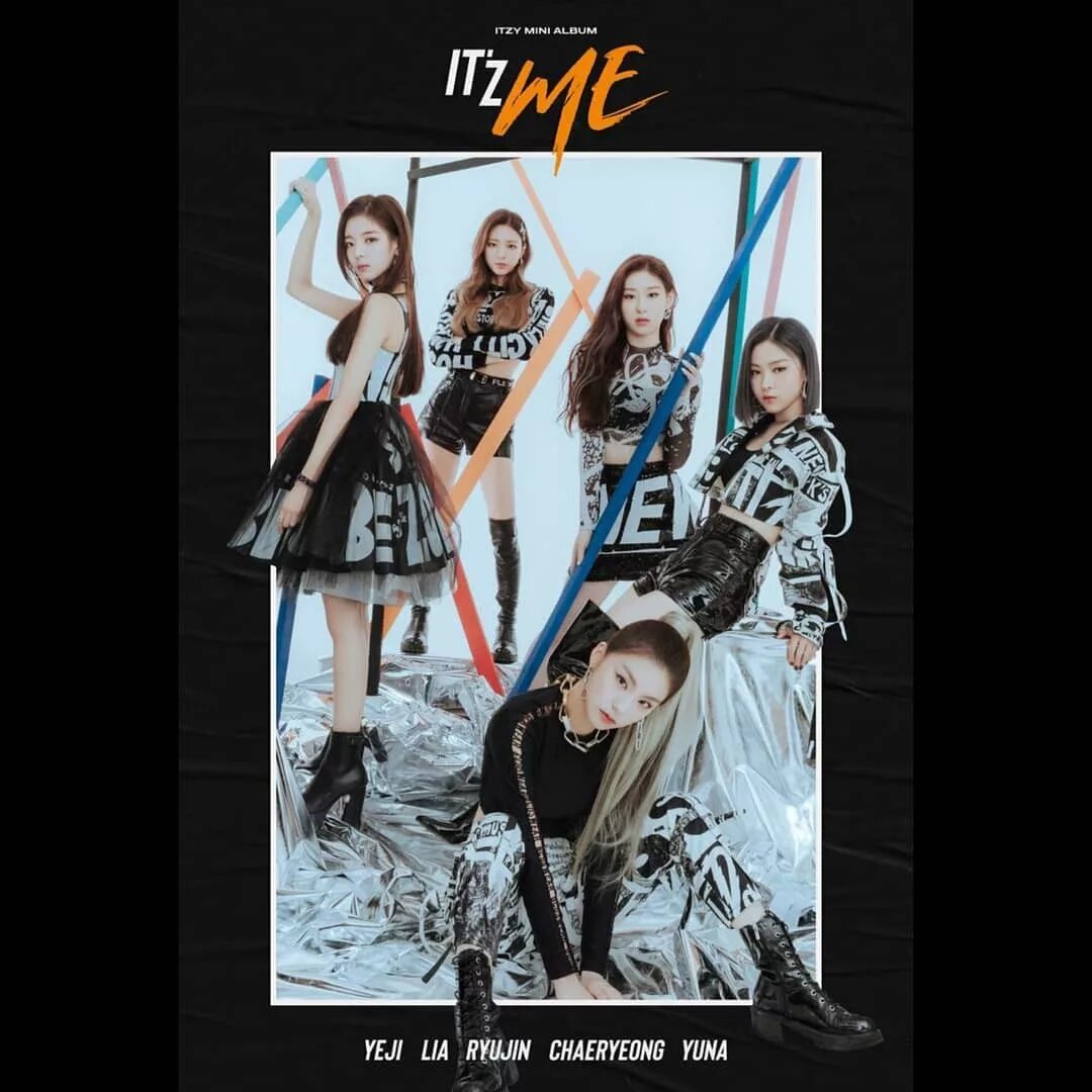 Itzy обложка альбома. Группа itzy участницы. Itzy обложка альбома. Itzy обложка. Itzy born to be album.