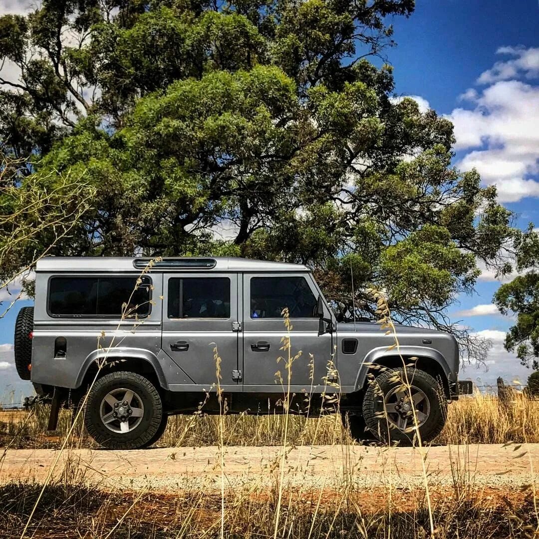 Defender 170. Land Rover Defender. Defender 110 off Road. Ленд Ровер Дефендер 4. Land Rover Defender off Road.