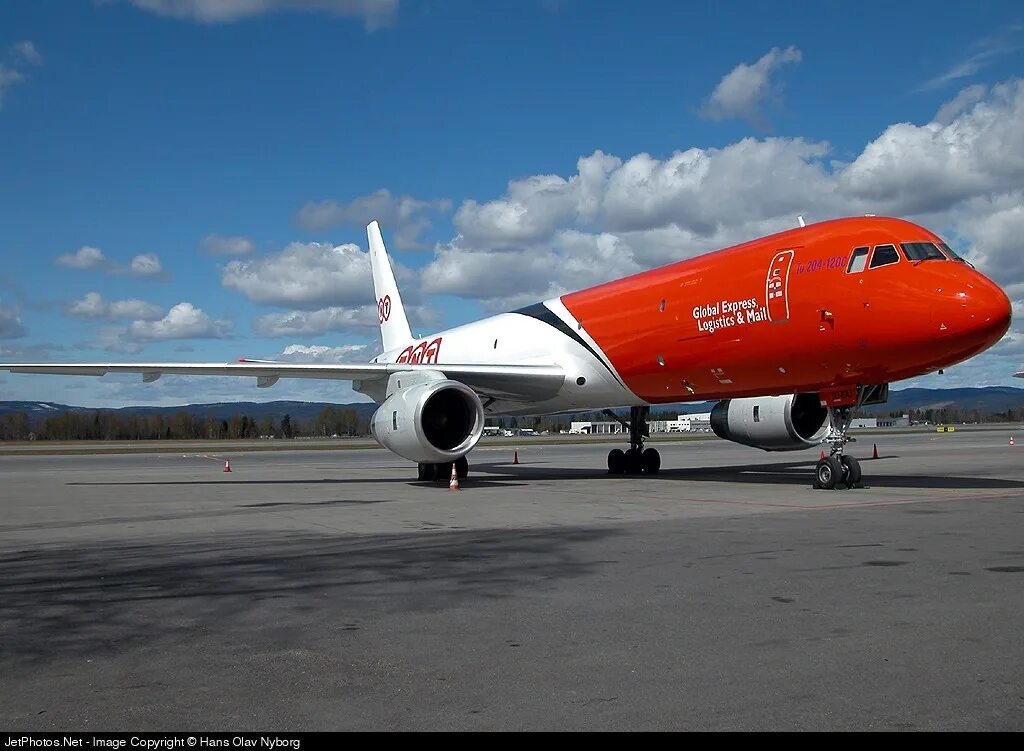 Ту 204 китай. Ту 120. Ту 144 для fs2004. Ту 204 cairo aviation. Ту-204 sirocco aerospace international.