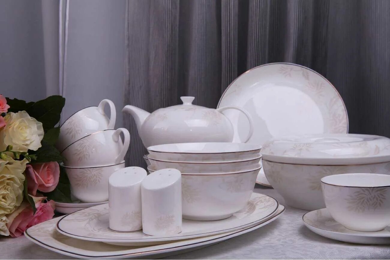 Фарфор дема. Сервиз роял аурель. royal aurel лотос сервиз столовый. фарфоровая посуда royal aurel. royal aurel столовый сервиз хризантема.