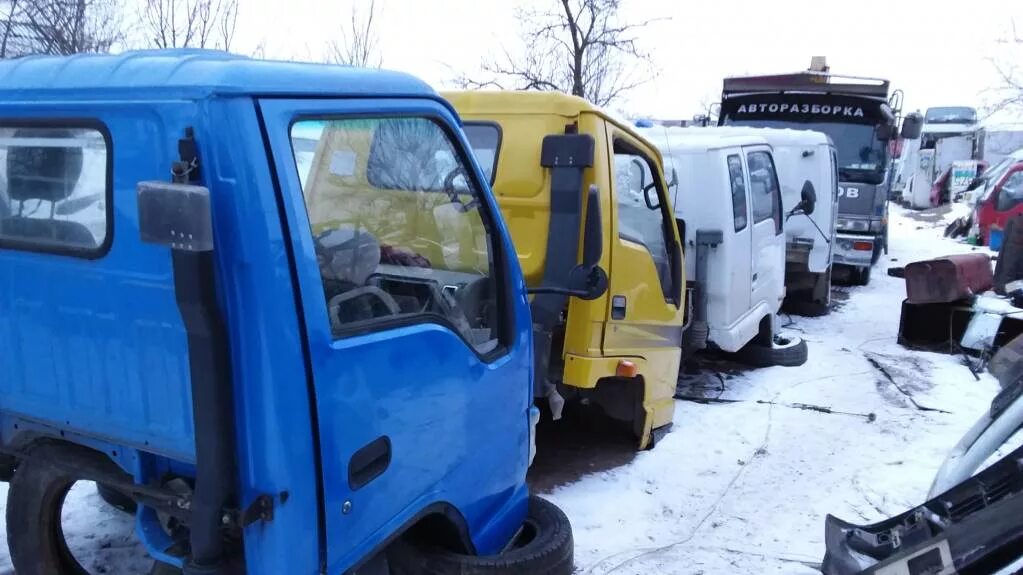 Разобрал китай. Юджин 1080 кабина. юджин 1041. разобранный грузовик китай.