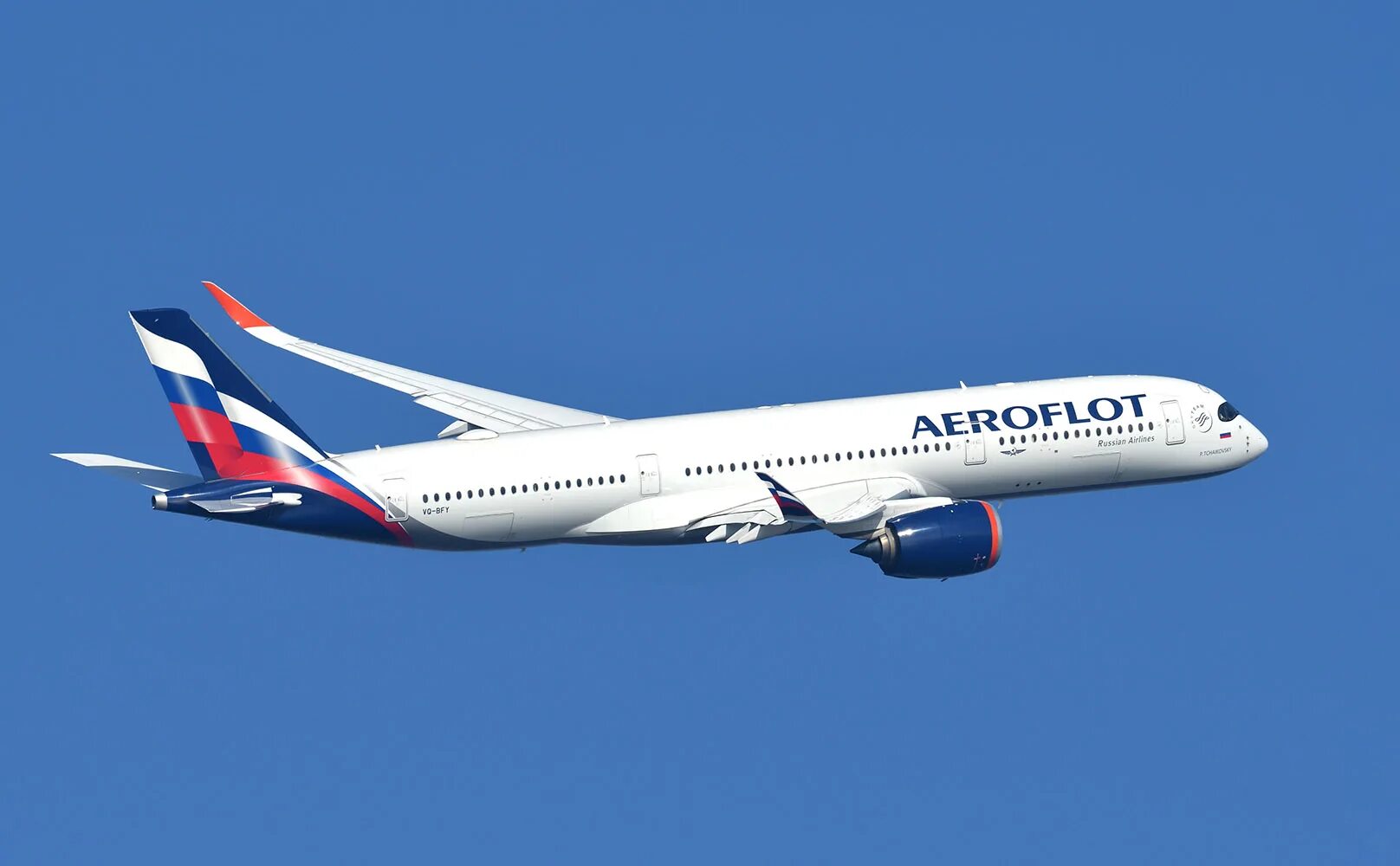 Аэрофлот российская компания. Vq-bfy a350. аэрофлот 90 лет.