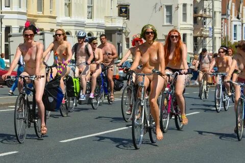 Slideshow nude bike week.