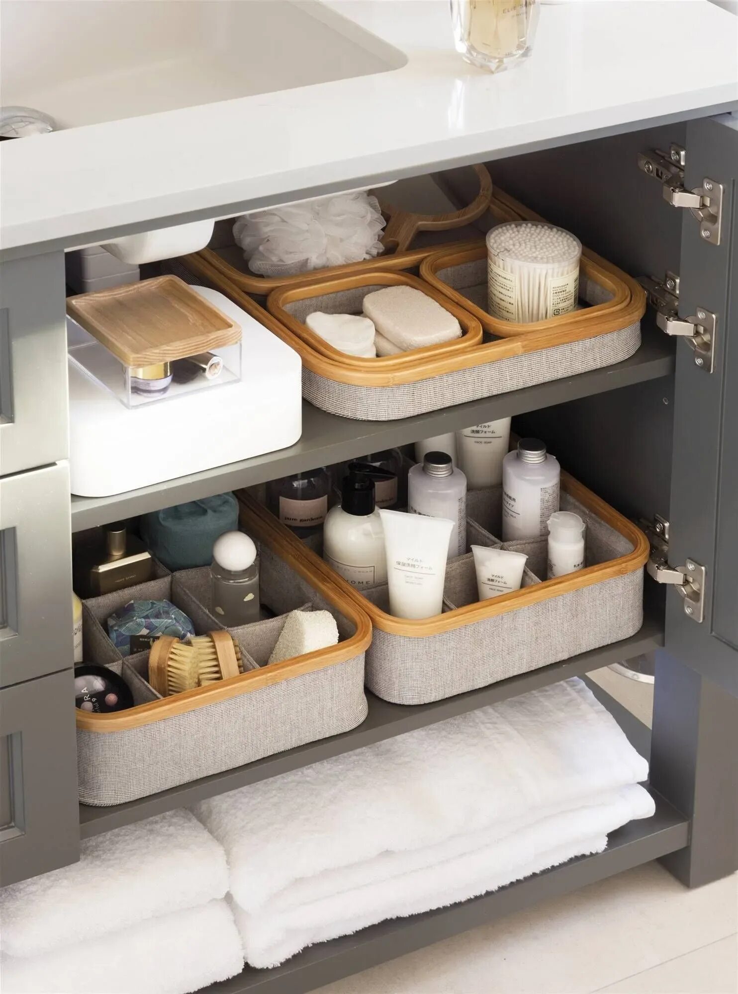 Ikea шкафчик под раковину на кухню. Икеа ящик под раковину. Система хранения в ванной. Организация пространства в ванной. Организация хранения в ванной