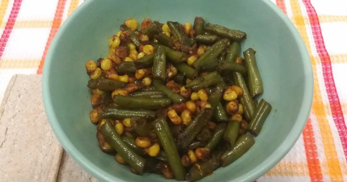 Как варить фасоль гарнир. Фасоль стручковая, кукуруза, фасоль. блюда из стручковой фасоли. стручковая фасоль с кукурузой. стручковая фасоль с кукурузой и зеленым горошком.