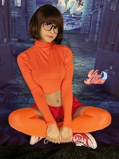 Velvet Valerina - Velma Story Viewer - エ ロ コ ス プ レ