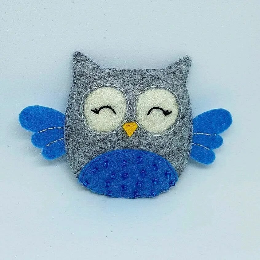 Сова из фетра. Игрушки из фетра сова. совушки из фетра. брошь сова из фетра.