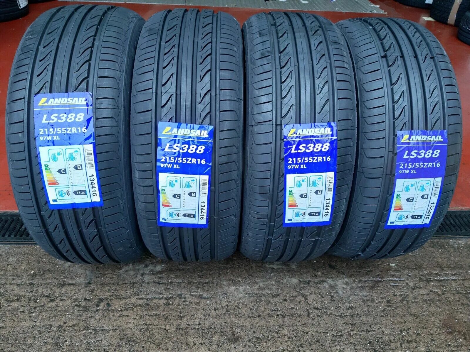 Landsail ls388 отзывы. Landsail 205/55 r16. 215/55 R16. 215/55 Zr16 XL 97w k3000 kapsen летняя. Aoteli 215/55/r17.