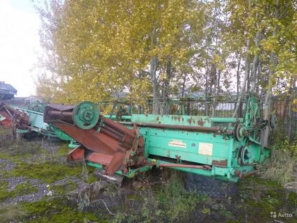 Жатка комбайна нива