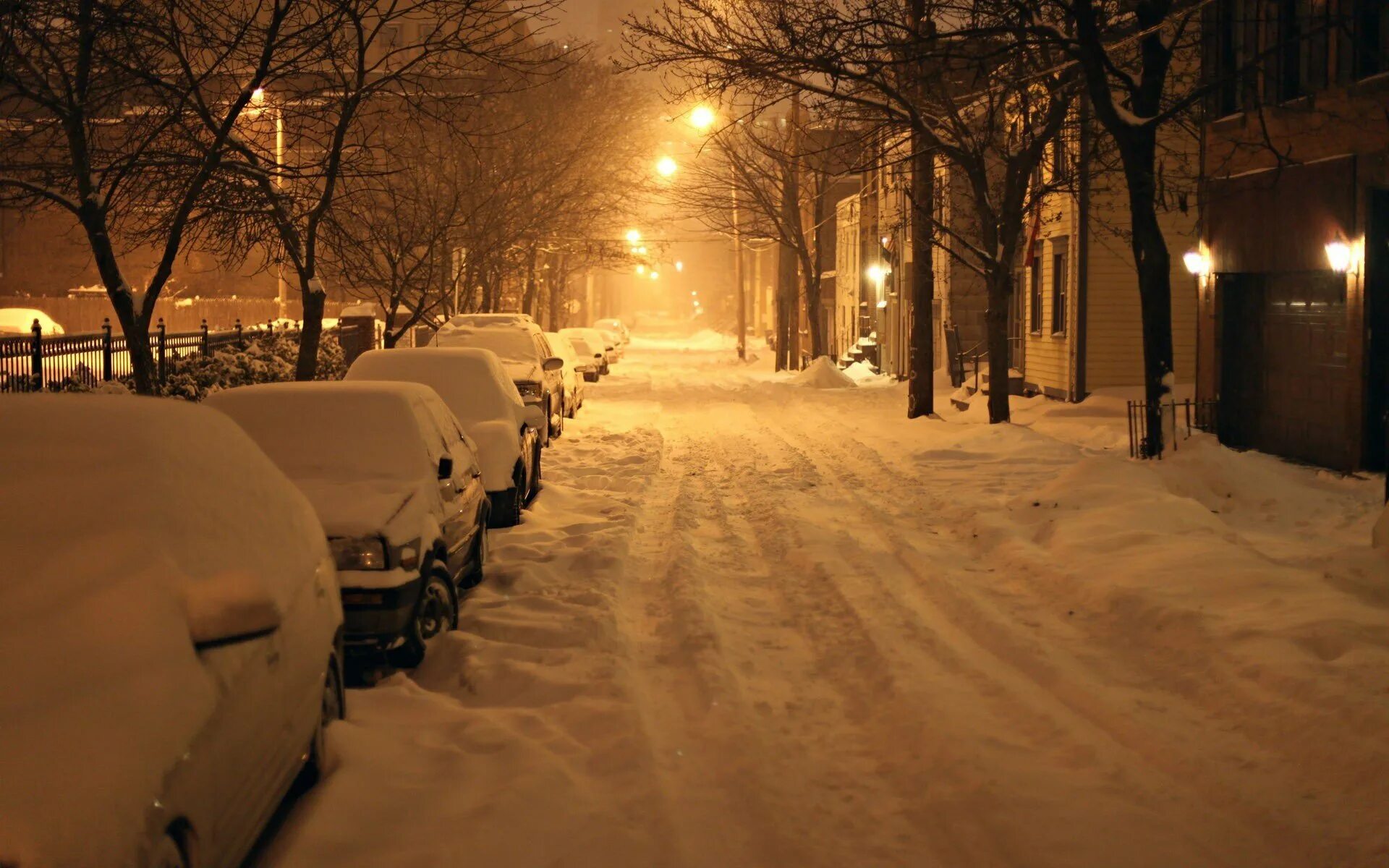 Зимой в городе было 36. Зима в городе. Зимняя улица. Город зимой. Ночной зимний город.