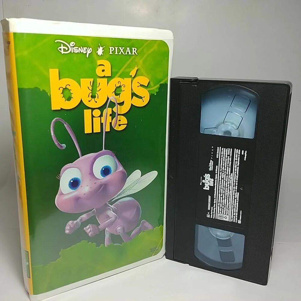 Uk vhs. Приключения Флика VHS. Видеокассета Флик. A Bug's Life VHS.