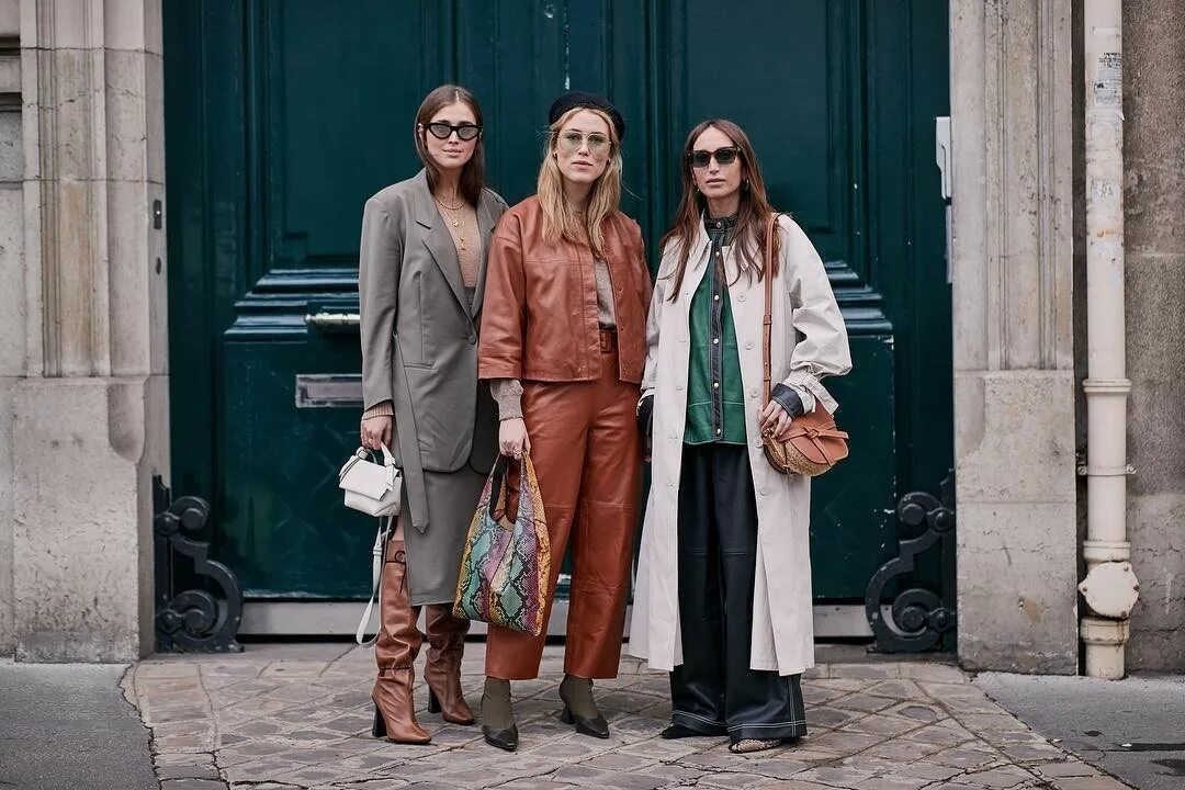 The best fashion. Berlin fashion week. Кусуте fashion trends funny. Версаче донателла версаче. Донателла версаче.