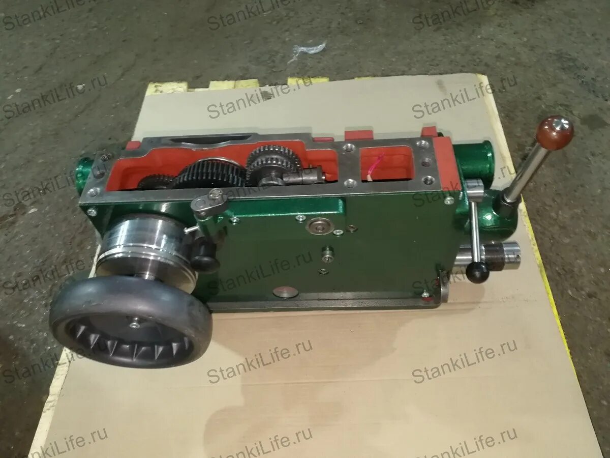 Фартук токарного станка 16к20. Станок 16к20 фартук чертеж. Фартук станка 16б16 чертеж. Фартук токарного станка 16к20. Фартук станка 16б16 чертеж.