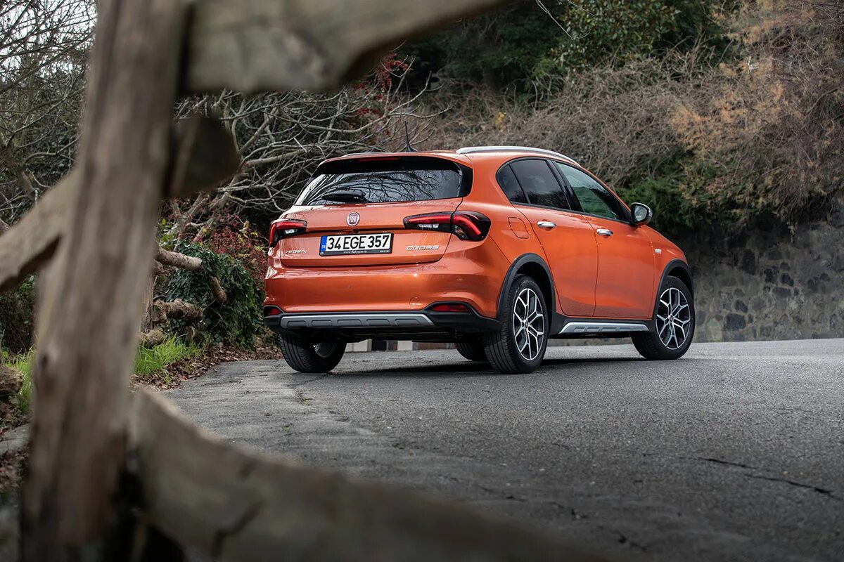 Fiat egea cross wagon. Фиат егеа кросс. Fiat egea cross. Fiat cross 2022. Fiat cross 2021.