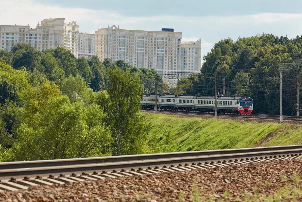 Ленинградское направление электричек схема. Центральная пригородная пассажирская компания. Дачный поезд. Станция мжд москва-сортировочная. Электричка ярославский вокзал болшево.