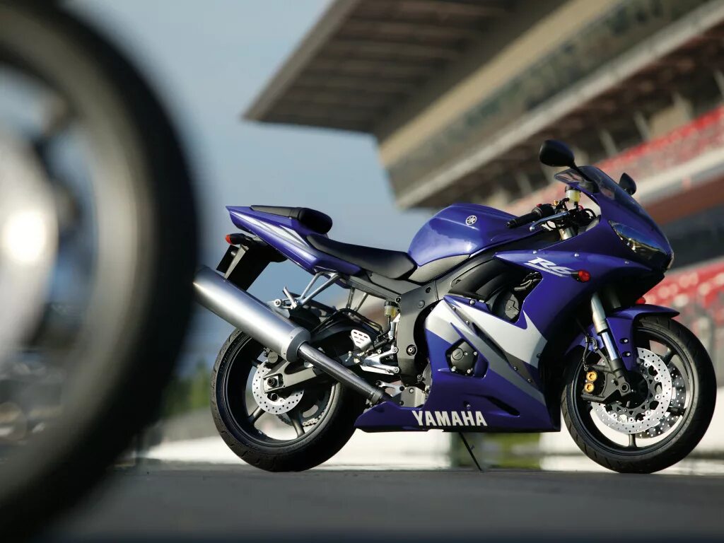 Ямаха р6 характеристики. Yamaha r6 2005. yamaha yzf r6 2005. supersport yamaha yzf-r6. ямаха yzf-r6  2005.