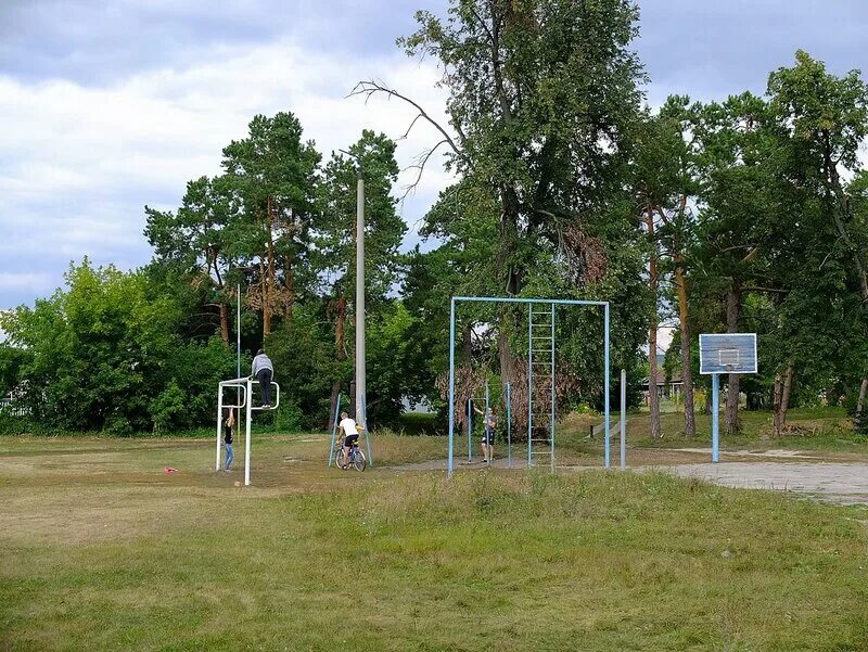 Погода шигоны самарская область на 3 дня. Храм шигоны самарская область. Шигоны самара. Гбоу сош с шигоны. Село шигоны.