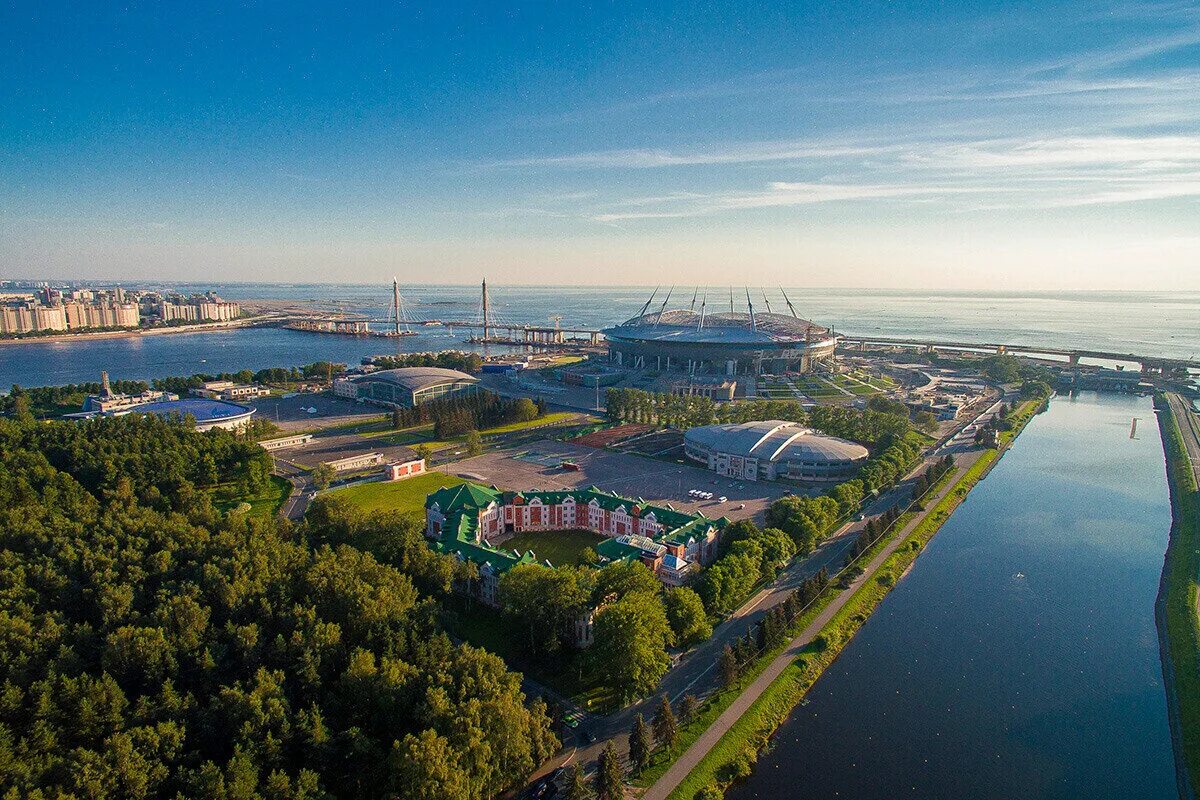 Крестовский остров. Метро крестовский остров, константиновский пр. Петербург крестовский остров. Крестовский остров константиновский проспект. Ветеранов крестовский остров.