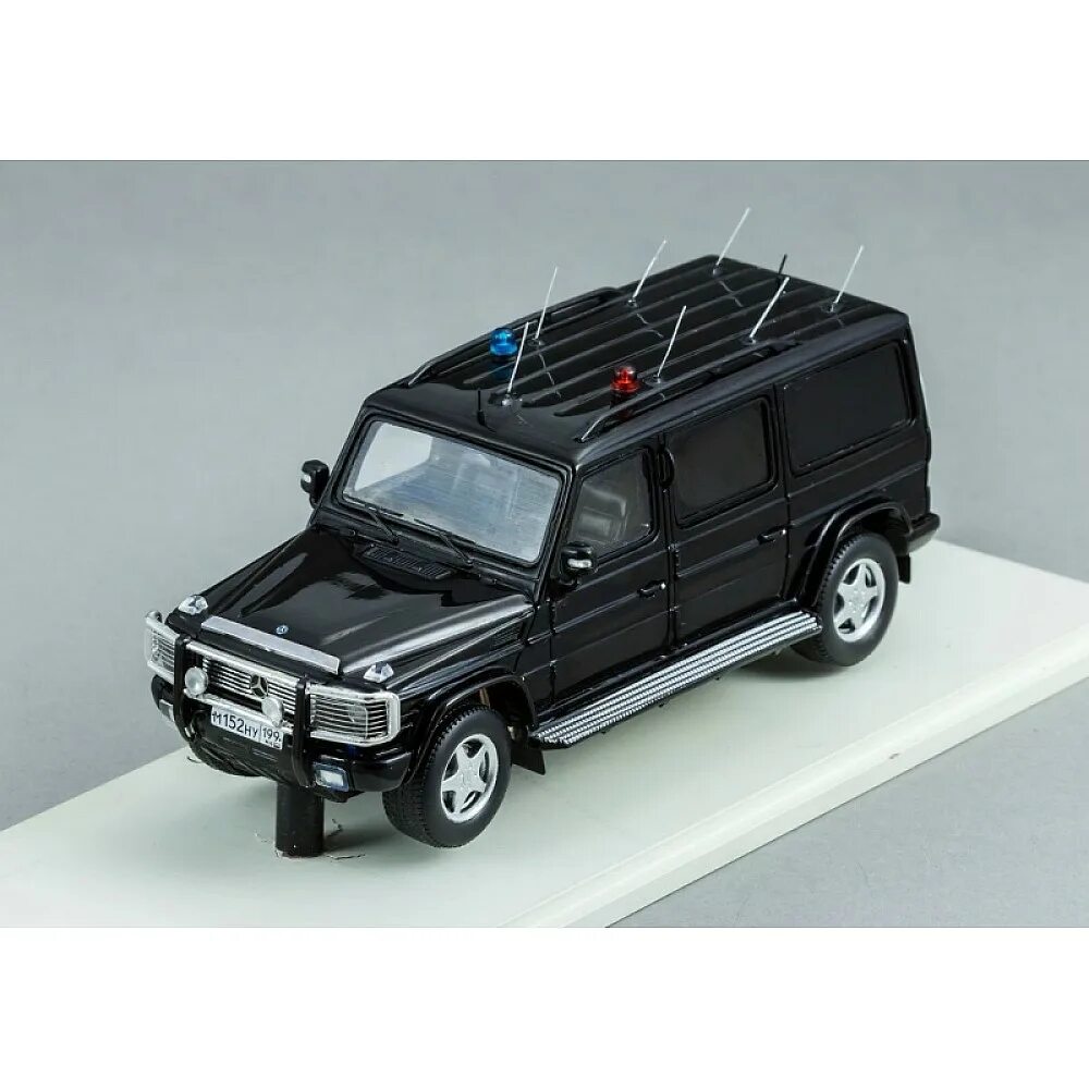 Mercedes-Benz g55 XXL 1:43. Dip models Mercedes w463. Модель машины Мерседес Бенц g66. Масштабные модели автомобилей Mercedes Benz g350d. Мерседес модель масштабный