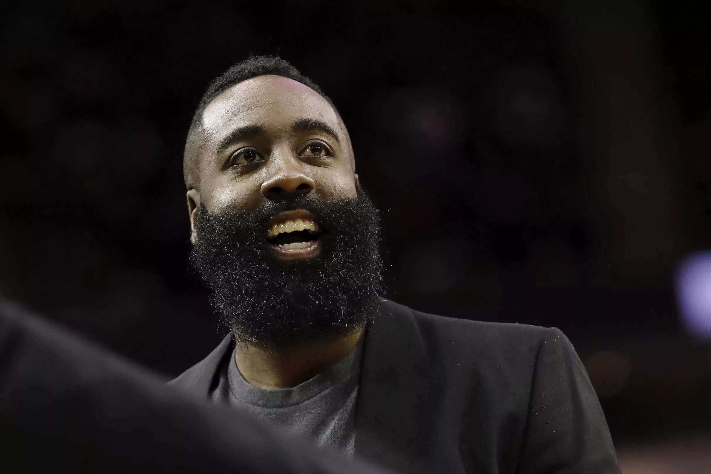 Джеймс харден фото. Джеймс харден. Харден баскетбол. Бородатый баскетболист нба. Харден.