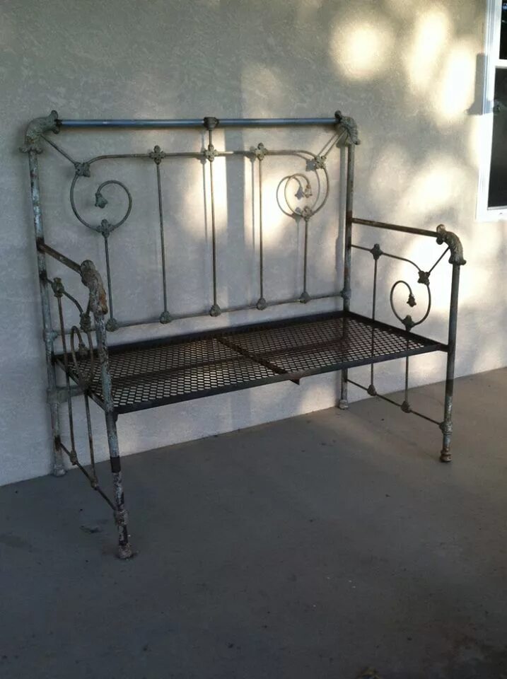 Что можно сделать из старой железной 10 популярных идей на тему "pallet sitting area outdoor seating" для вдохновения