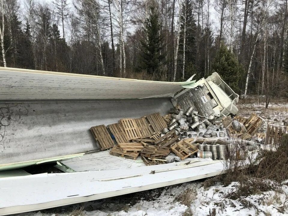 Погода памяти 13 борцов красноярского. Авария 2016 года Емельяновский район д сухая. ДТП Емельяновский район Красноярский край. Памяти 13 борцов Емельяновского района Красноярского края. ДТП 28092022 Красноярск Емельяновский.