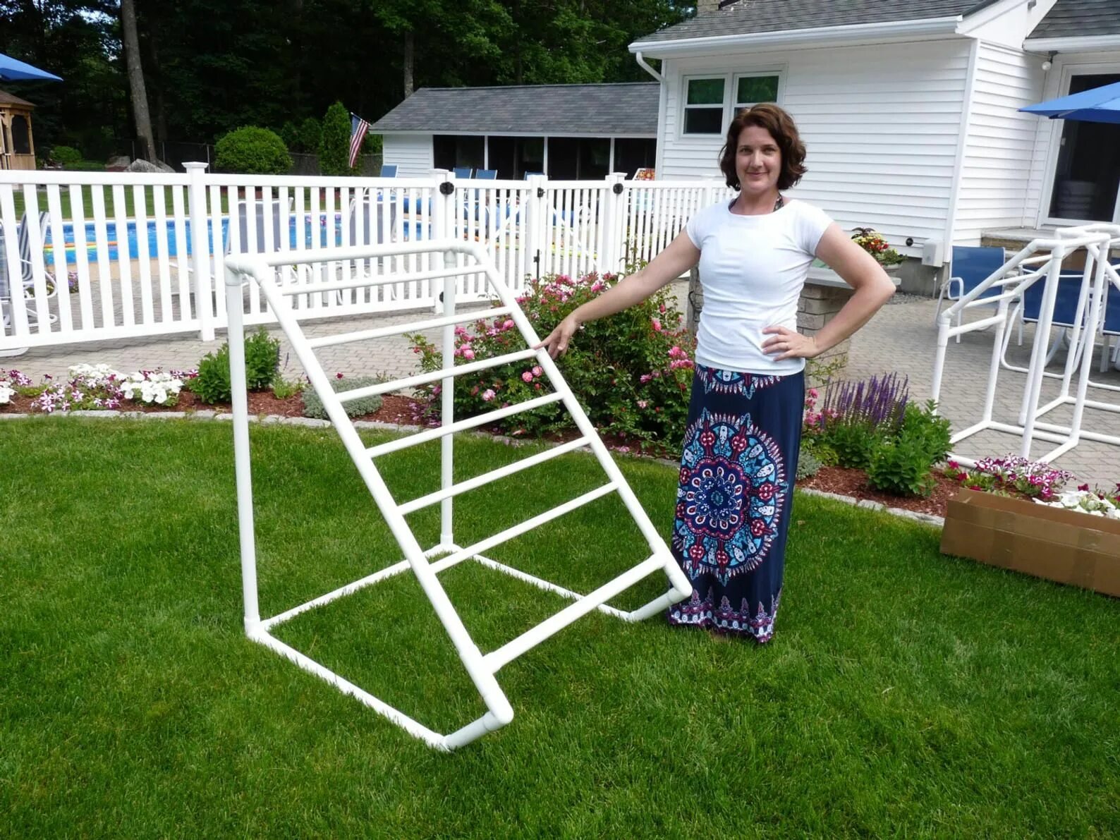 Сушилка для белья из пвх труб. Сушилка для белья из полипропиленовых труб. Сушилка из пластиковых труб. Сушилка для белья из полипропиленовых труб. Сушилка из пластиковых труб.