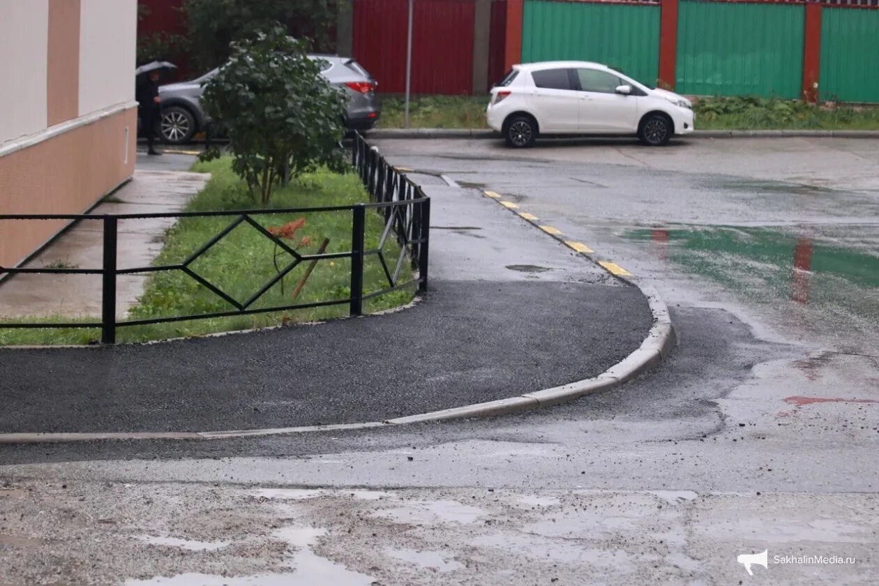 Благоустройство омутнинск. Тротуары и пешеходные дорожки. Новый тротуар. Новый тротуар. Благоустройство в нижнем новгороде.