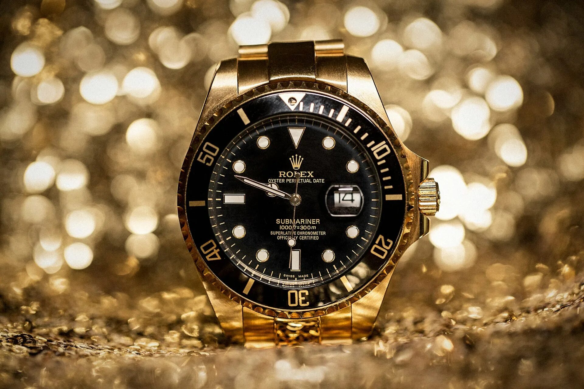 Фото обоев на часы. Часы ролекс. Rolex watch. Часы ролекс золото.