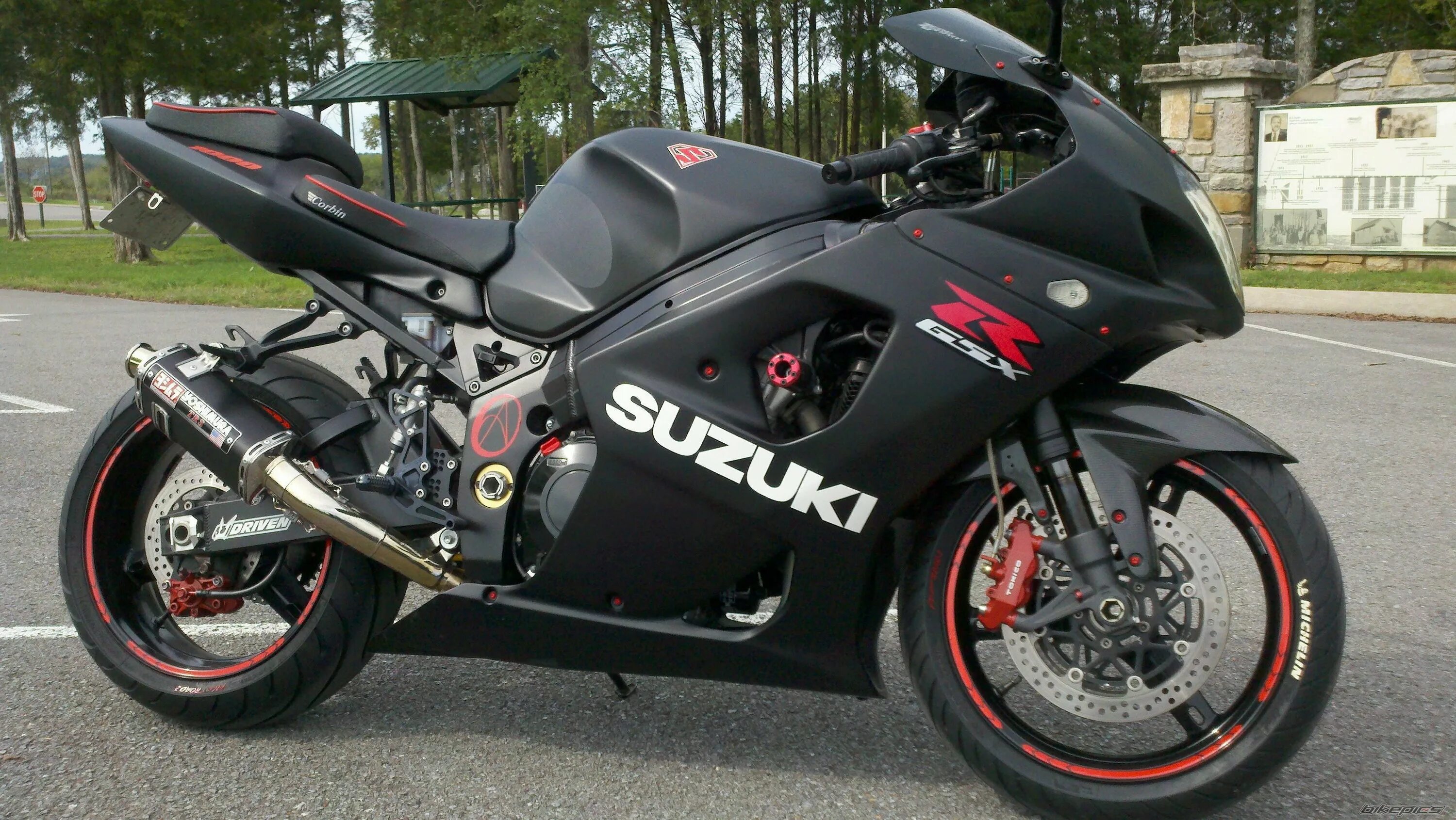 Suzuki GSXR 1000 черный. Suzuki GSX R 600 черный. Мотоцикл Сузуки GSXR 600 чёрный. Сузуки GSXR 750 черный.