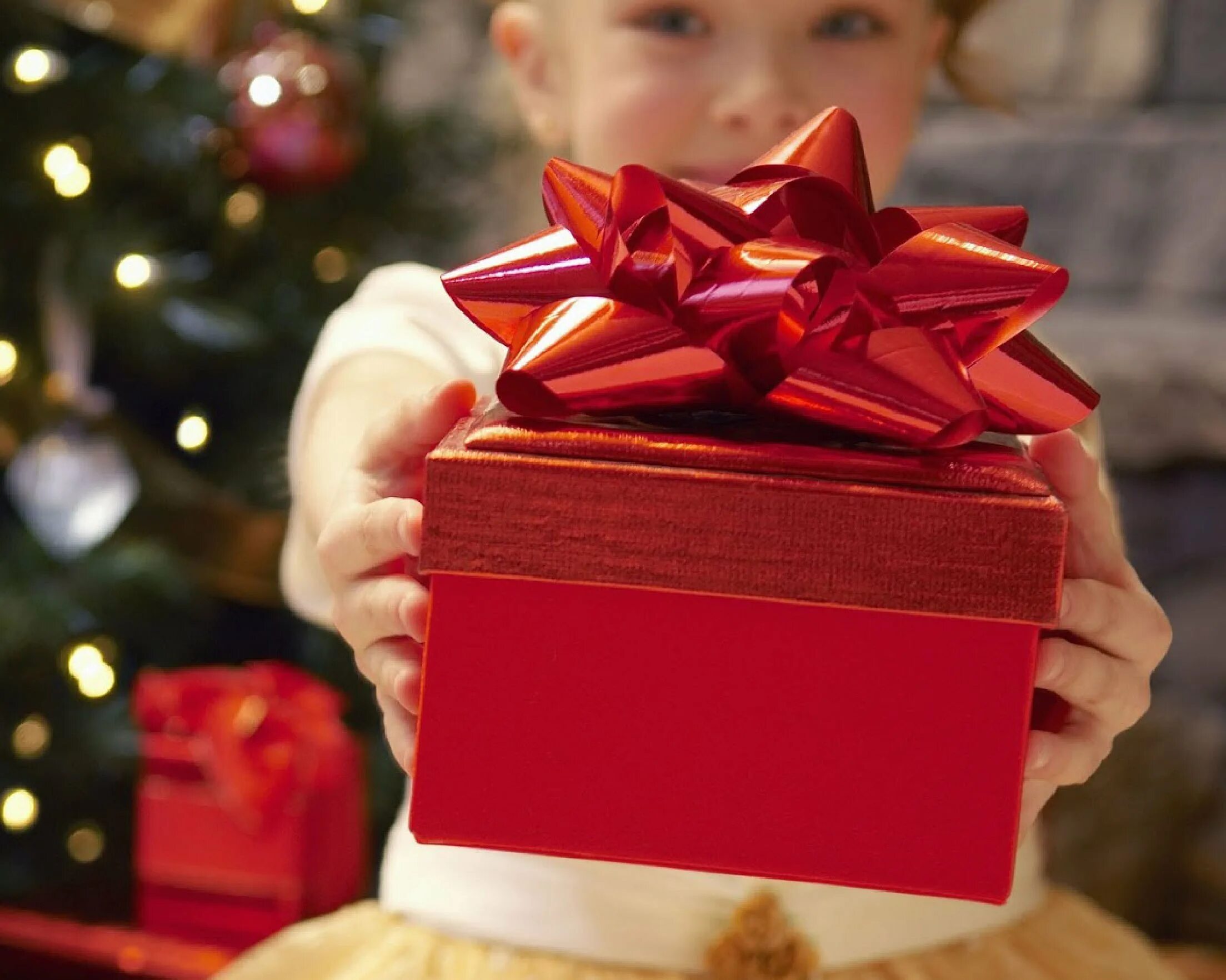 Будут подарки детям. Подарки для детей. Дарим подарки. Подарок на новый год. Новогодние подарки для детей.