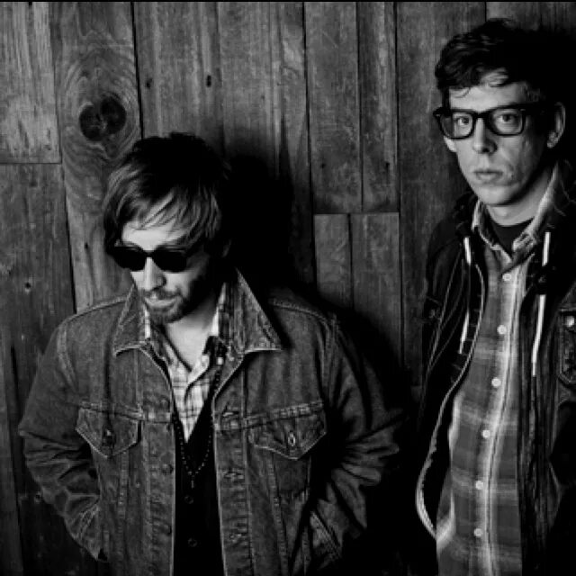 Black keys speed up. Группа the black keys. the black keys американская рок-группа. блэк кейс дискография. the black keys el camino 2011.